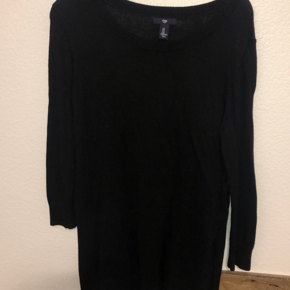 New black tunic sweater